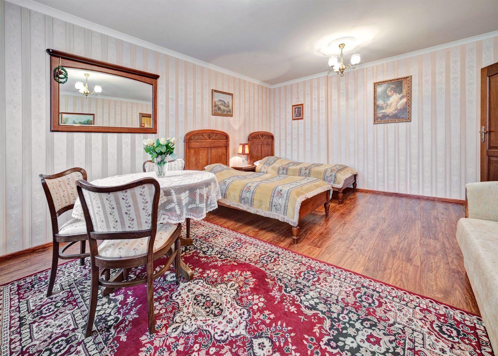 פוזנן Apartamenty Retro מראה חיצוני תמונה